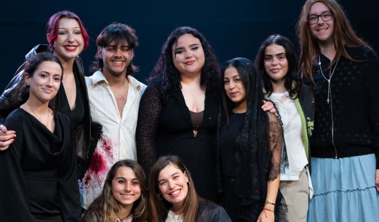 Loyola levanta el telón: el campus se convierte en escenario por el Día Mundial del Teatro 2026