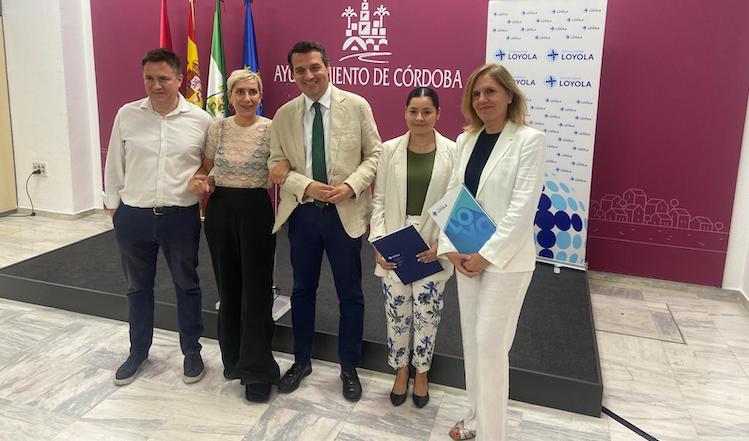 Loyola presenta el informe Impacto Económico de Flora 2023 en el Ayuntamiento de Córdoba