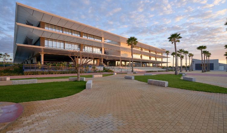 El Ranking CYD 2024 consolida a Loyola como la primera universidad de Andalucía en rendimiento académico, internacionalización y empleabilidad